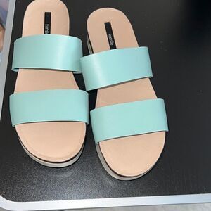 Kenzie Sandals 